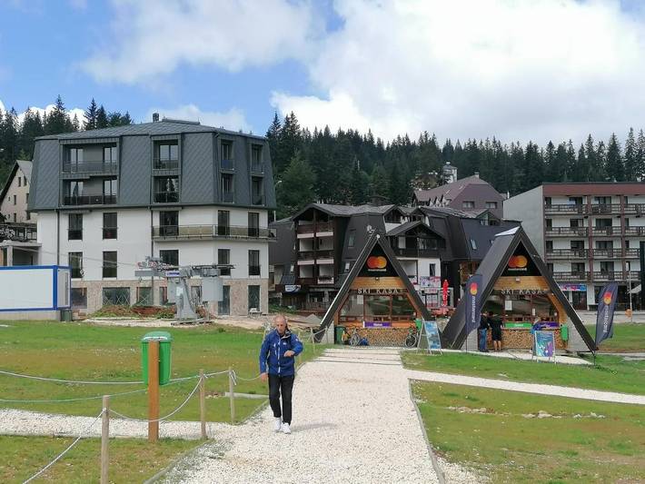 Aparthotel para 5 pessoas, com vista e jardim, com animais de estimação - 1