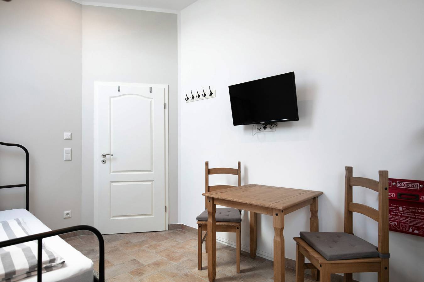 Ganzes Studio, Einzimmerapartment 'Appartement 6 - Siethener See' mit Gemeinschaftsterrasse und Wi-Fi in Wietstock, Ludwigsfelde
