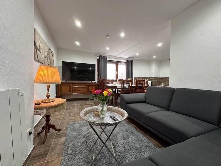 Ferienhaus für 11 Personen, mit Garten in Longkamp - 2
