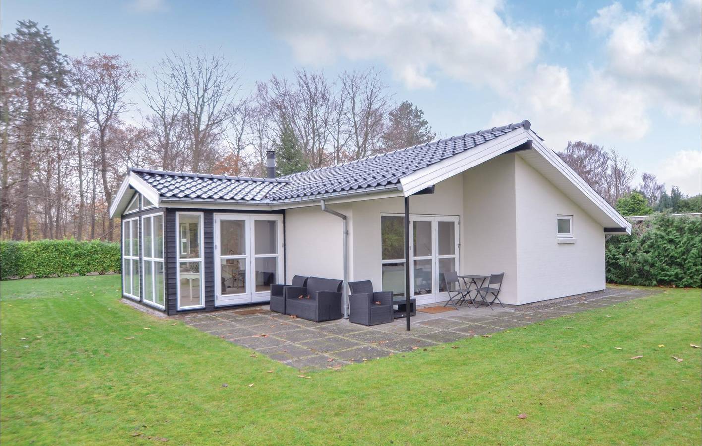 Ferienhaus für 4 Personen mit Whirlpool in Egå, Djursland