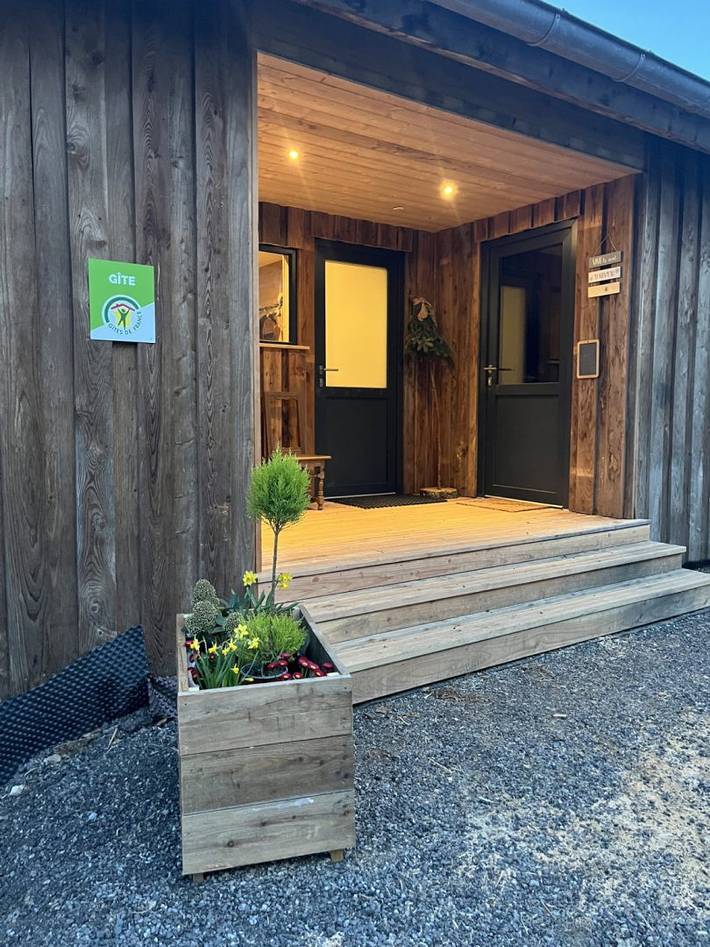 Gîte pour 10 personnes, avec jacuzzi ainsi que terrasse et jardin, animaux acceptés