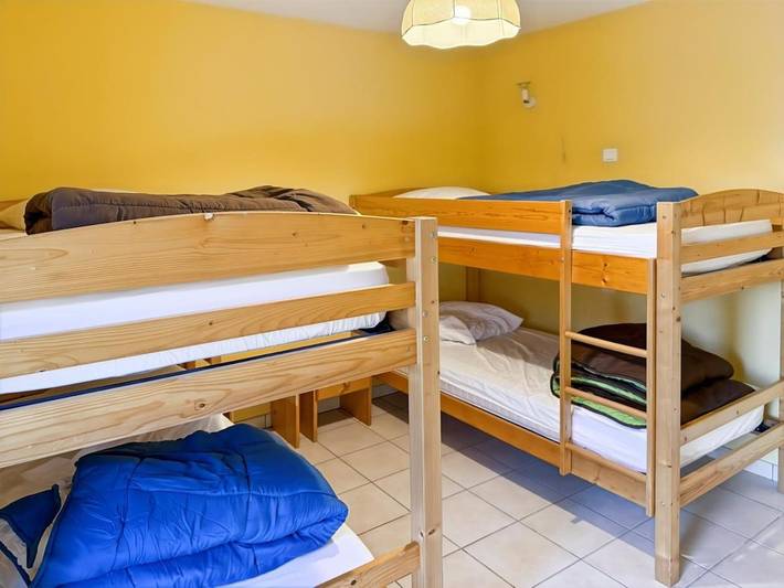 Location de vacances pour 10 personnes, avec terrasse à Saint-Pantaléon-de-Lapleau - 3