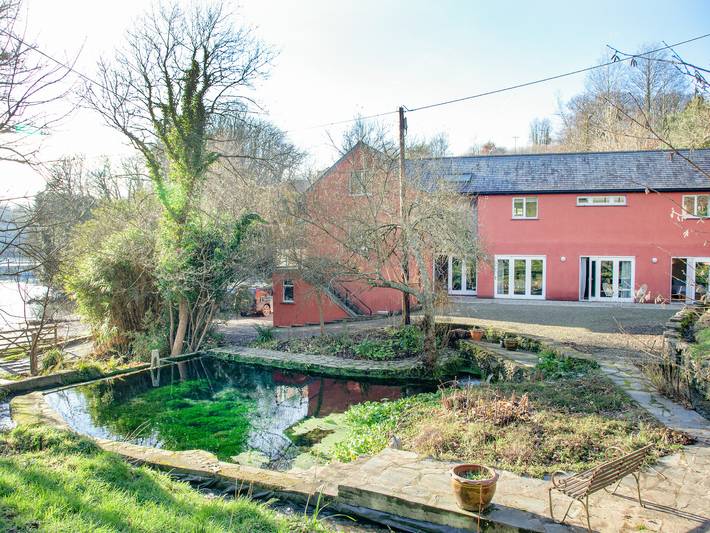Cottage for 4 people, with garden, with pets in Polperro