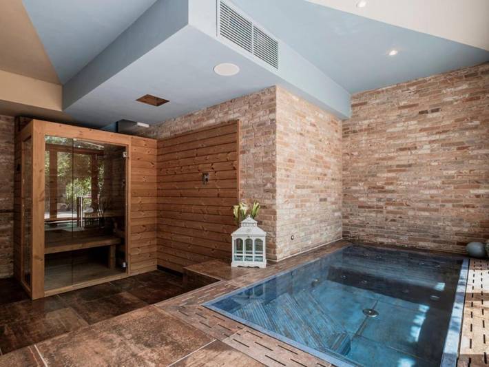 Vakantiewoning voor 3 personen, with terras and sauna as well as tuin and whirlpool in Bologna