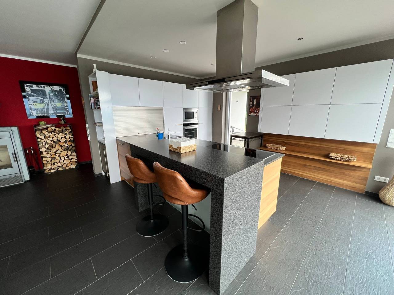 Freistehendes Ferienhaus mit Blick auf den See in Gerlitzen