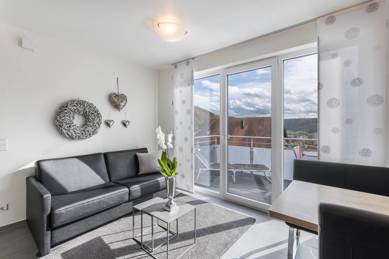Ganze Wohnung, Ferienwohnung "Korn" mit Gemeinschaftsgarten und Wlan in Albstadt, Neckar-Alb