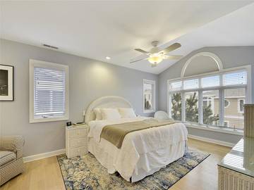 Vacation House for 15 Guests in South Bethany, Delaware, Picture 3