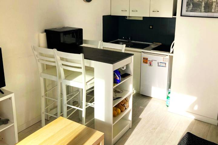 Ganzes Studio, Spacious new studio apartment, close to the sea in Sanary-sur-Mer, Mittelmeerküste (Frankreich)