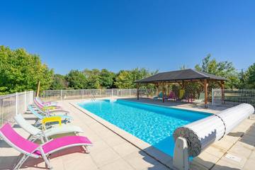 Maison De Vacances pour 2 Personnes dans Saint-Seurin-de-Palenne, Région de Jonzac, Photo 2