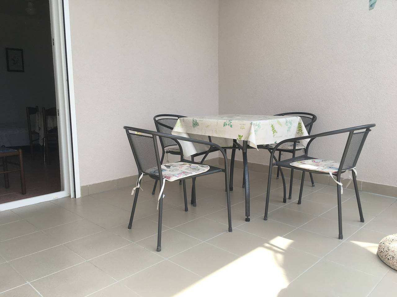 Ganze Wohnung, 1-Zimmer-Ferienwohnung mit Terrasse und Meerblick Potocnica, Pag A-4096-b in Novalja, Pag