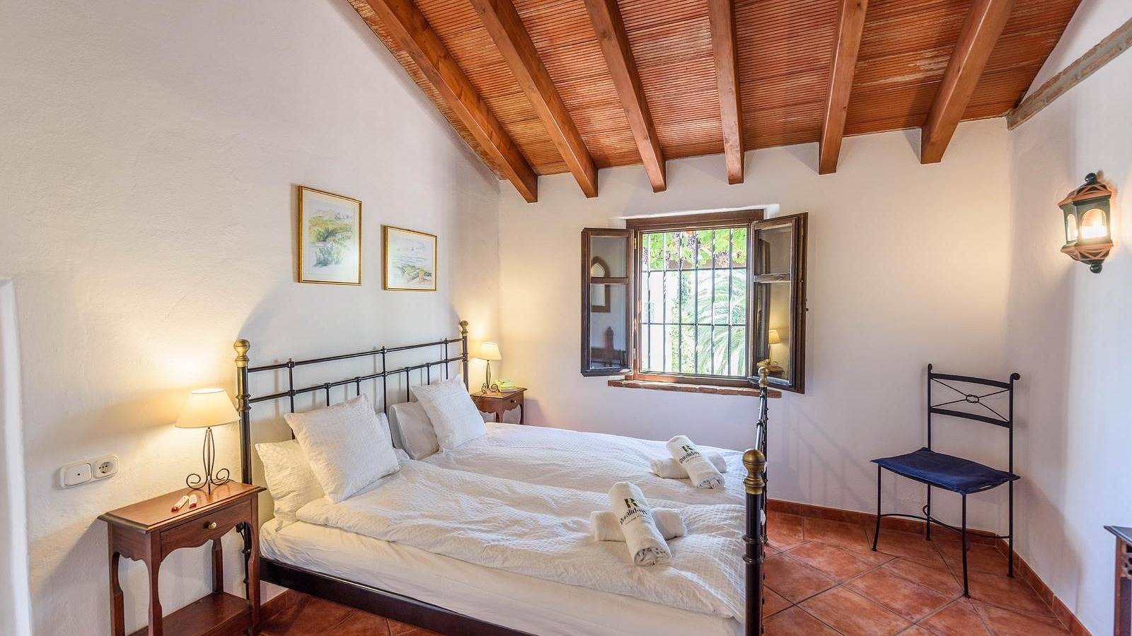 Finca Lomas de Tienda Antequera - La Higuera by Ruralidays in Antequera, Málaga Province