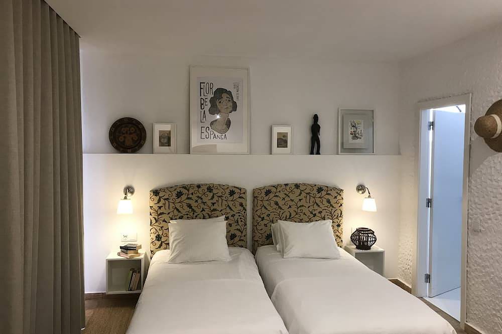 Beautiful Villa with private pool in Santa Bárbara de Nexe, Faro