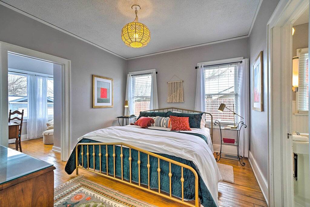 Pet-Friendly Okc Home, 3 Miles to Downtown! in Oklahoma City, Oklahoma County