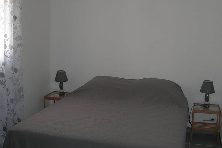 Location de vacances pour 4 personnes, avec terrasse et piscine à Visan - 2