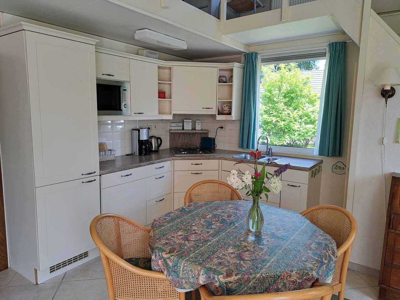 Komfortabler 4-Personen-Bungalow mit großem Garten in Boijl, Friesland in Friesland