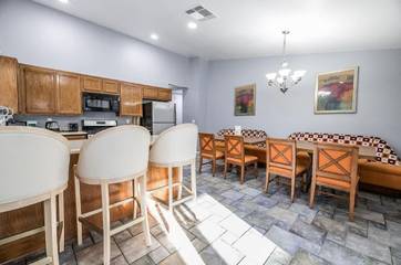 Villa pour 16 personnes, avec vue sur le lac et jardin, animaux acceptés à Las Vegas