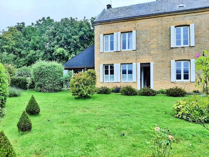 Gîte pour 4 personnes, avec jardin, animaux acceptés dans les Ardennes
