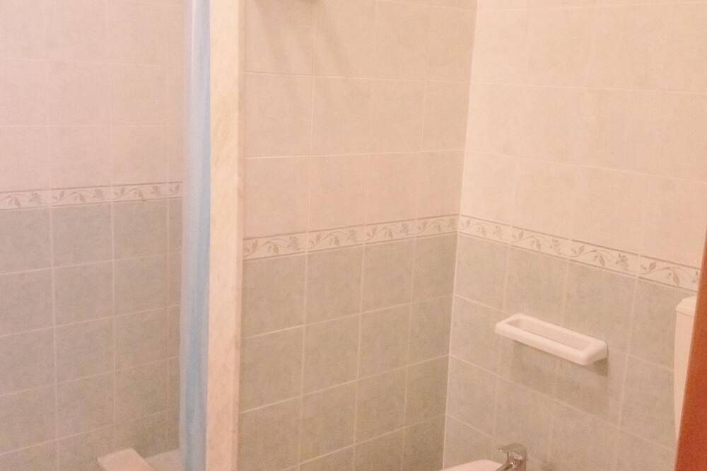 Apartamento entero, Hermosa casa de vacaciones en un jardín típico siciliano con piscina privada in Modica (town), Módica