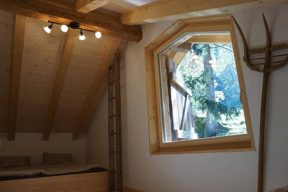 Wollhaus Oberzwirgi in Schattenhalb, Berner Oberland