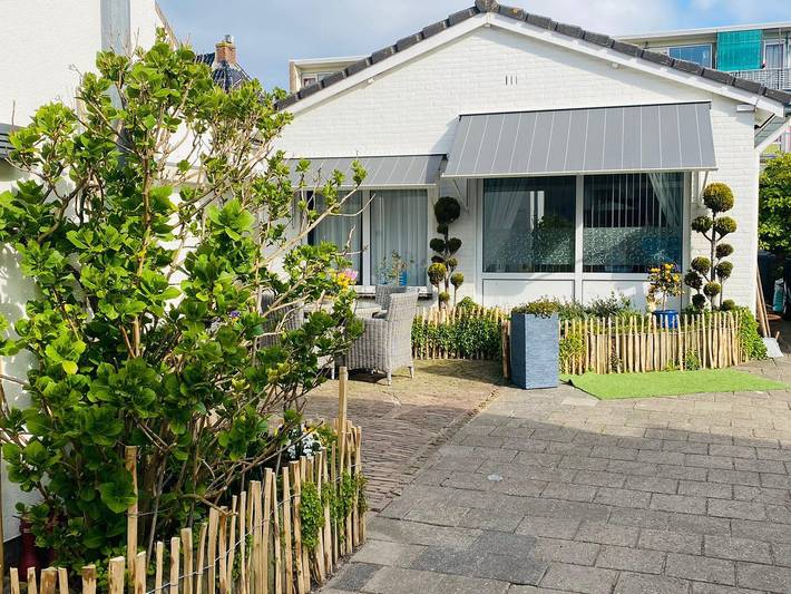 Ferienhaus für 3 Personen, mit Balkon/Terrasse und Terrasse in Egmond