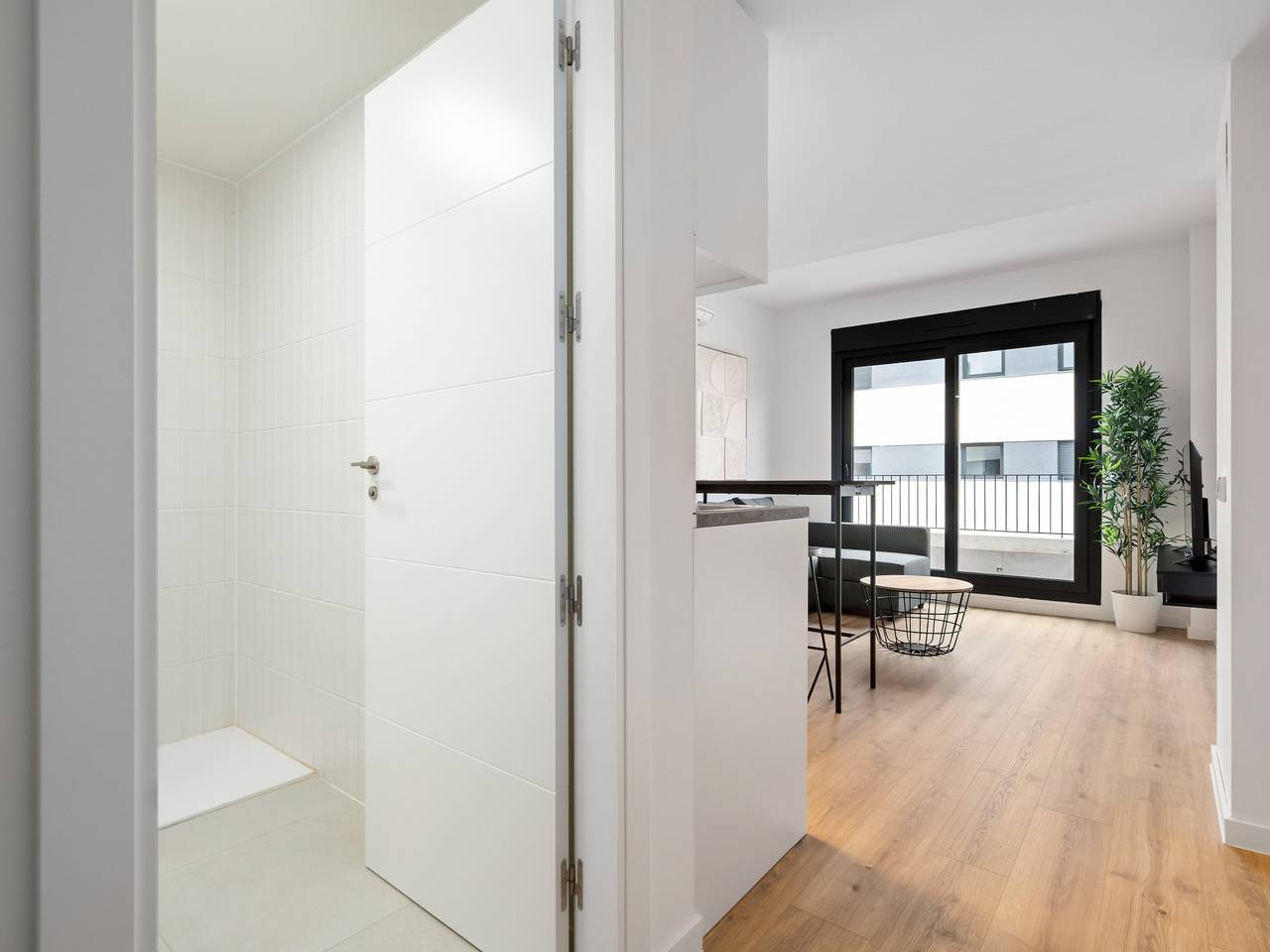 Hel lägenhet, Modern studio, Ac and pool - 2 guests in San Sebastián de los Reyes, Madrid Province