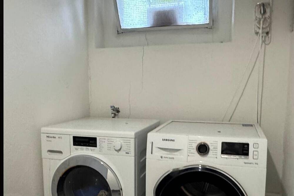 Ganze Wohnung, Beautiful penthouse apartment in Geneva Veyrier Salève in Genfer See