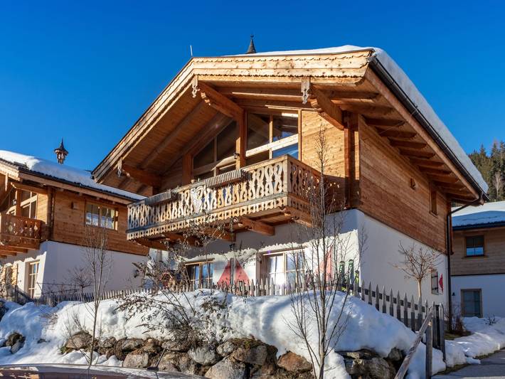 Chalet für 6 Personen, mit Balkon und Garten sowie Sauna, kinderfreundlich in Neukirchen am Großvenediger