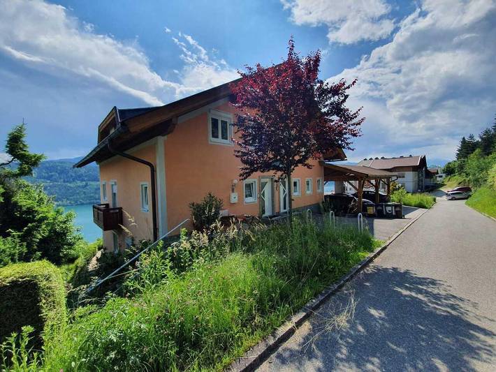 Ferienwohnung für 2 Personen, mit Balkon und Terrasse sowie Pool und Seeblick am Millstätter See