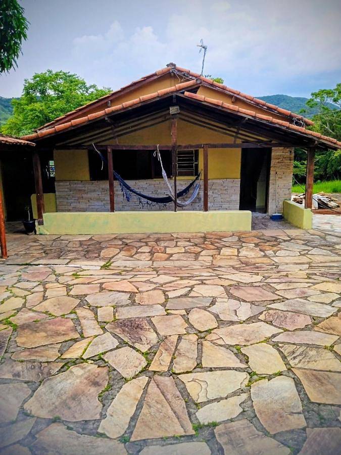 Casas e apartamentos de temporada para 4 pessoas, com terraço e vista e ainda jardim, com animais de estimação em São Tomé das Letras