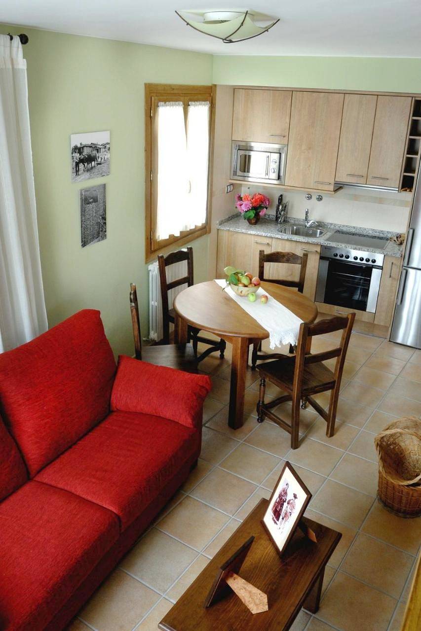 Apartamento entero, Two-Bedroom Apartment (4 Adults) in Gavín, Biescas