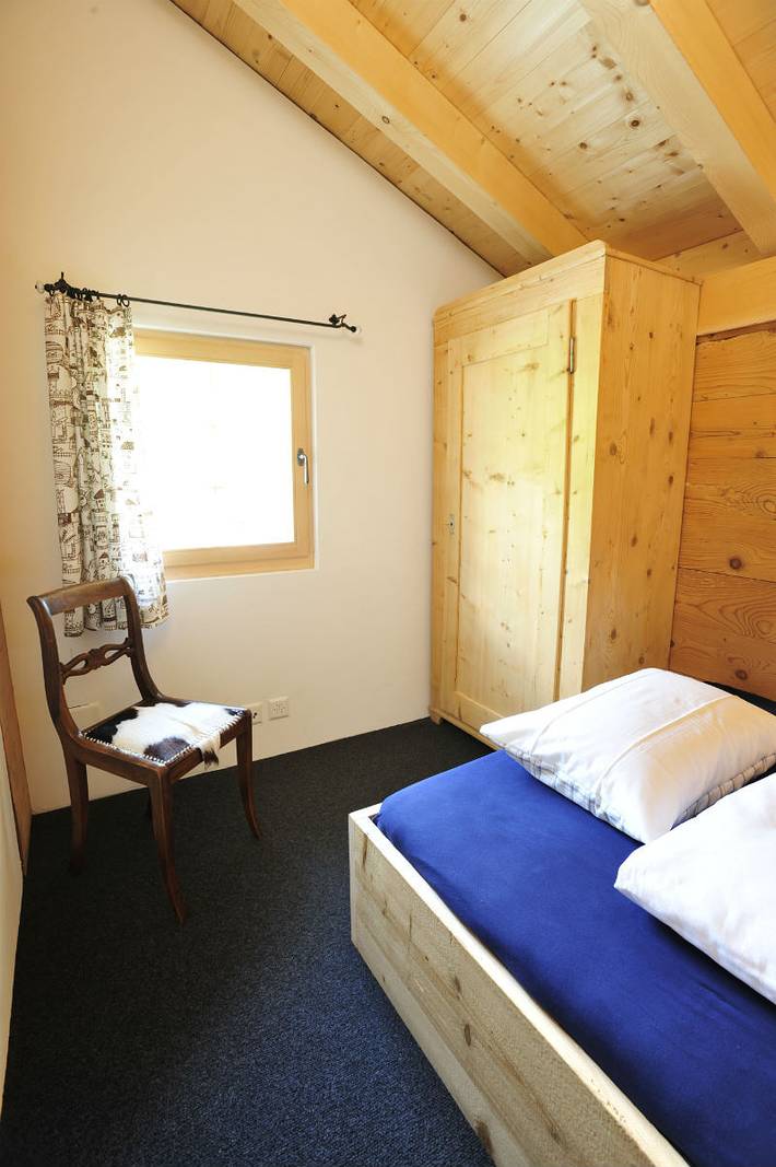 Ganze Ferienwohnung, Ferienhaus Casa Mulinera, Brigels - 7 Zimmer Ferienhaus für max. 12 Pers. in Brigels, Alpenarena