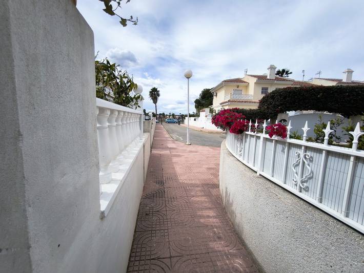 Quesada Holiday Bungalow in Rojales, Costa Blanca