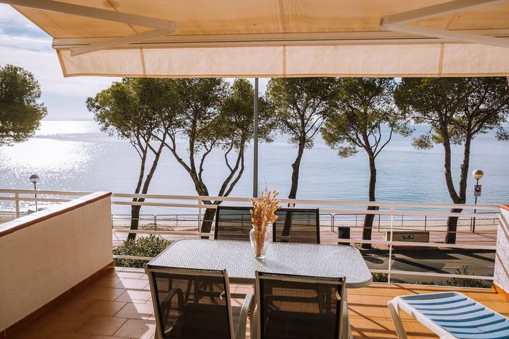 Ferienwohnung für 4 Personen, mit Balkon/Terrasse in Canyelles Petites