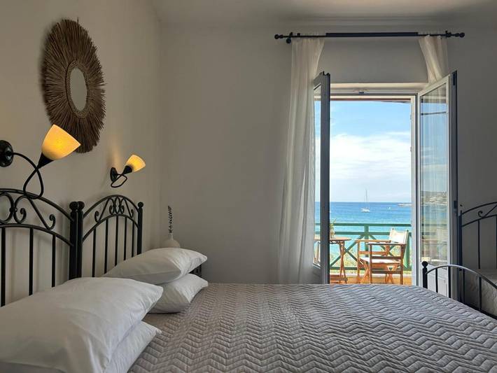 Hôtel pour 2 personnes, avec terrasse et vue dans Finikas - 3