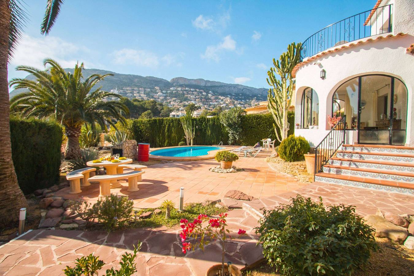 Villa Tran - Plusholidays in Calpe, Costa Blanca