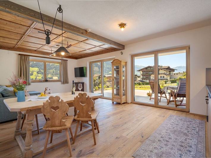 Ferienhaus für 5 Personen, mit Sauna und Terrasse sowie Garten und Ausblick, mit Haustier
