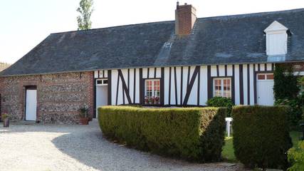 Gîte pour 4 personnes, avec jardin dans Petit-Caux