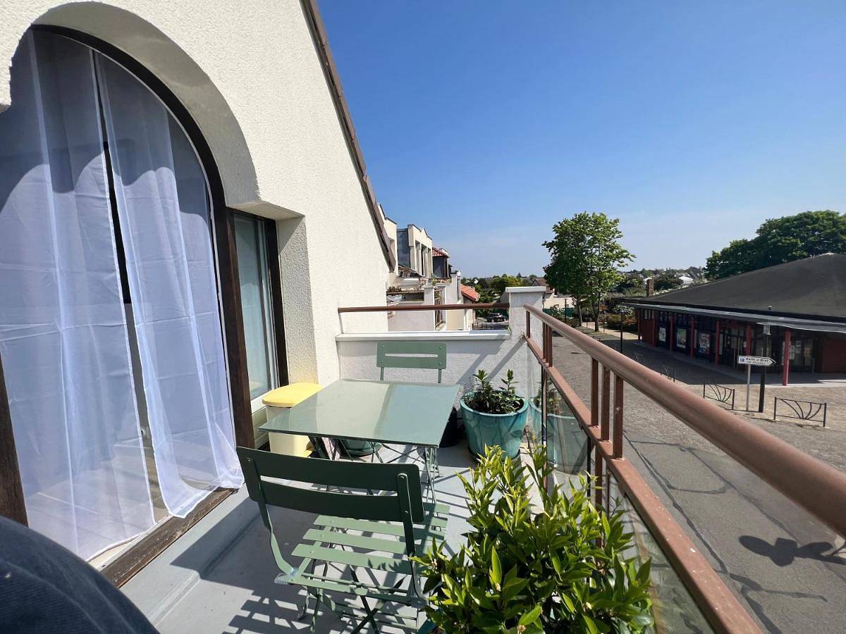 Appartement entier, Cosysmartstudio in Montigny-le-Bretonneux, Yvelines