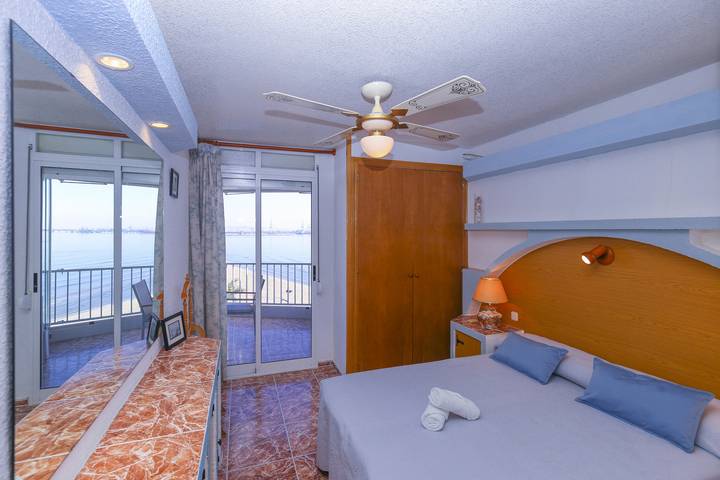 Gîte pour 7 personnes, avec terrasse dans La Pineda - 4