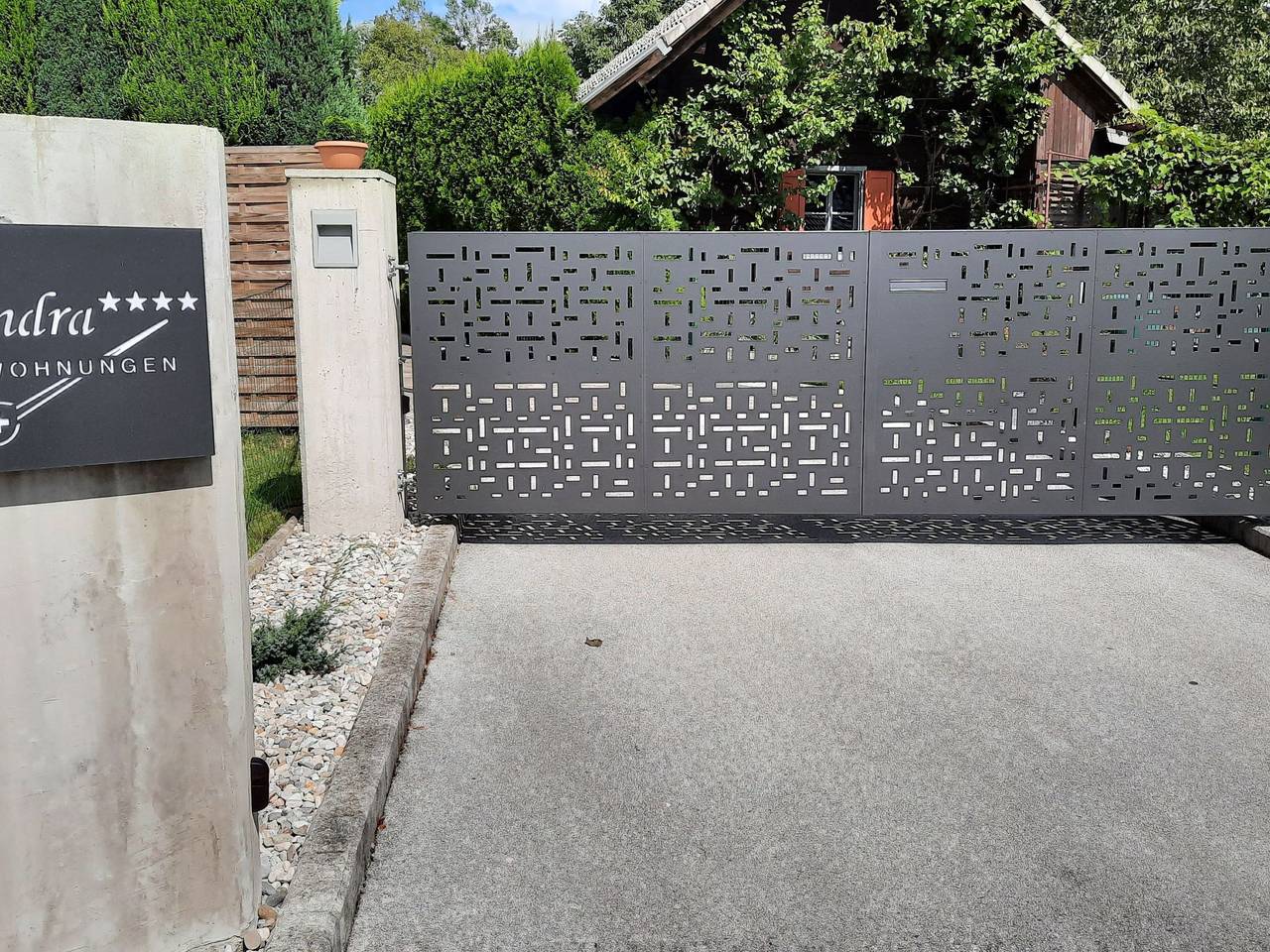 Entire apartment, Mit eigenem Garten und Terrasse in Triglav National Park