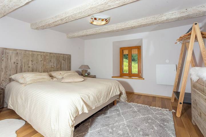 Location de vacances pour 12 personnes, avec jardin à Miribel-les-Échelles - 3