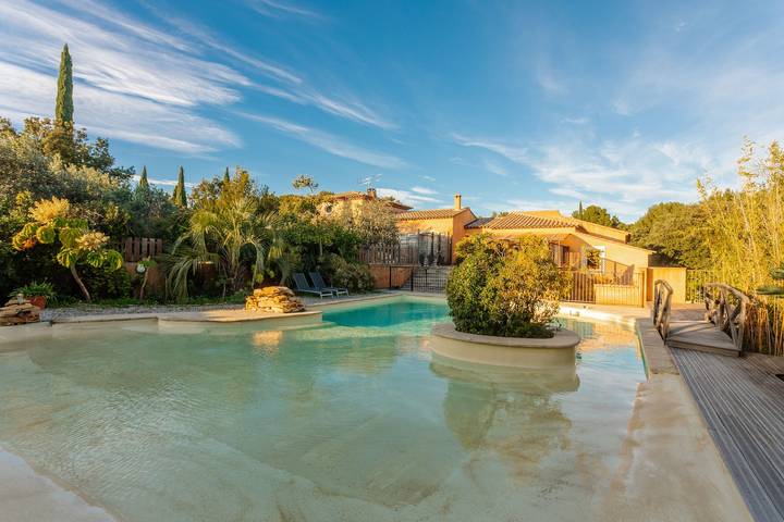 Gîte pour 5 personnes, avec jardin, animaux acceptés à La Cadière-d'Azur - 2