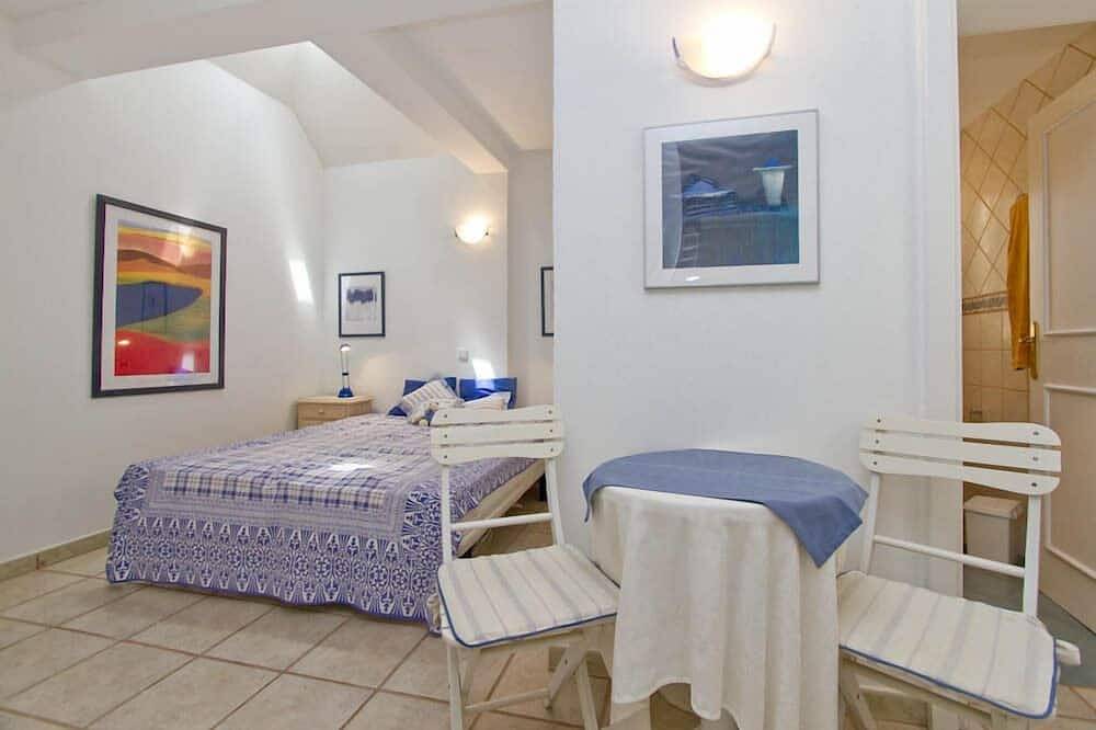 Villa-Tauro, freistehend mit solar/elektrisch beheiztem Pool und Garten in Pueblo de Tauro, Mogán