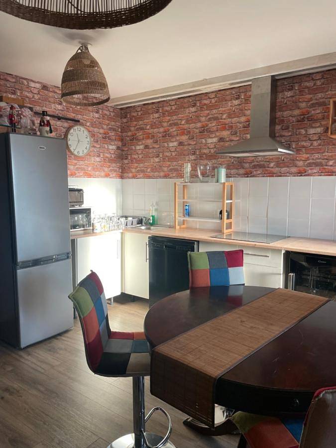 Appartement entier, Two-Bedroom Apartment in Le Lion-d'Angers, Vallée de la Loire