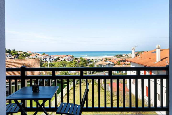 Villa pour 10 personnes, avec Balcon et Terrasse ainsi que Jardin et Vue à Bidart
