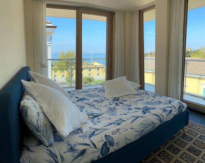 Appart’hôtel pour 6 personnes, avec vue et balcon ainsi que sauna et piscine