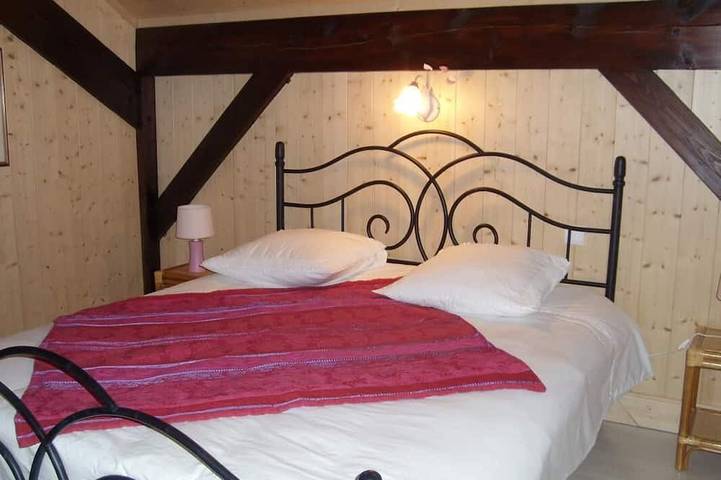 Location de vacances pour 4 personnes, avec terrasse et jardin à Verrens-Arvey - 3