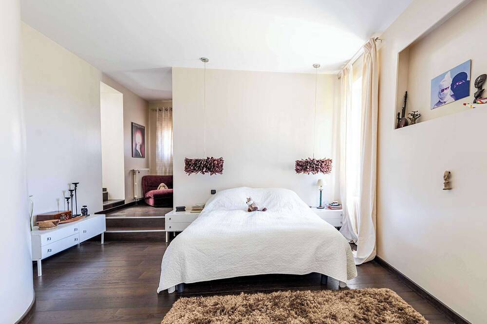 Prestigious winegrowers villa - pool and riverside in Trèbes, Región de Carcassonne