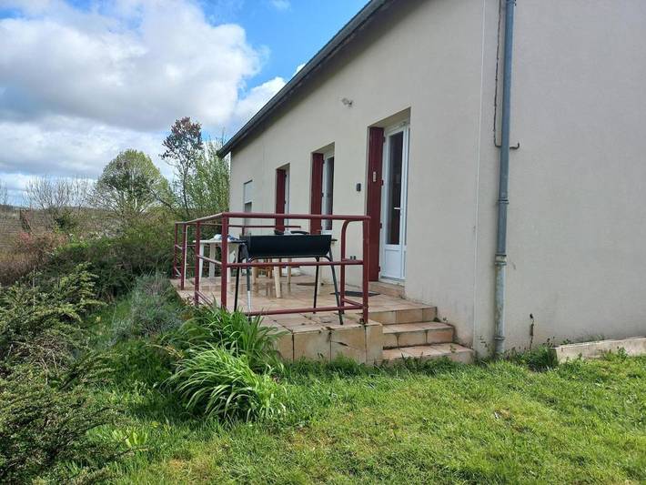 Location de vacances pour 6 personnes, avec terrasse et vue à Alligny-en-Morvan - 2