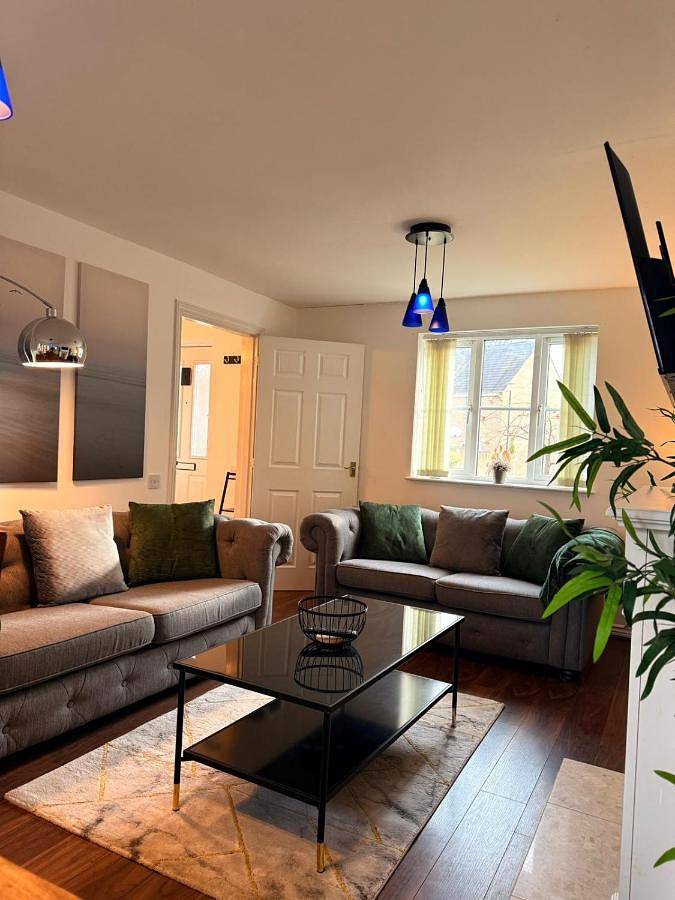 Holiday home for 11 people, with terrace and garden, with pets - 1